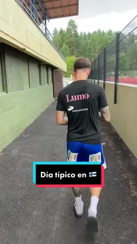 Un día típico de un futbolista en Finlandia 🇫🇮 La ropa de entrenamiento @Teinas #futbolista #futbol⚽️ #arquero #foryou #parati #jaimebarcelo #Vlog #entrenamiento 