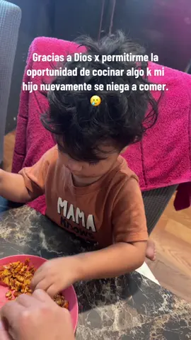 Pero si fuera chips.. feeling like a real señora with these thoughts 😂 #wfh #wfhmom #momstruggles #momtok #cookingforkids #lunchtime #pickyeater #trabajoencasa #cocinadoparamishijos #pov #fyp #parati #relatable #kidsbelike #trending #solochicken #esdelicado #senoralife #senora 