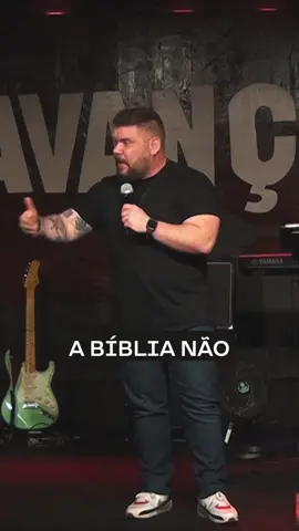 Cigarro e coca-cola: quem decide o que é pecado? Para entender mais ouça o sermão completo “Faça isso Quando um Fariseu Atrapalhar o Avanço da Igreja”  Disponível no Spotify, SoundCloud e no YouTube  Link na bio 