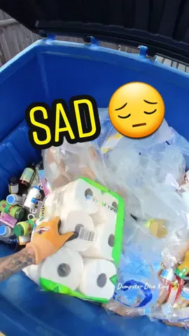 Police Bounty 🚔 💰  and more !! Wtf is going on here !! ??  #dumpsterdiving #dumpsterdiveking #police #fish 