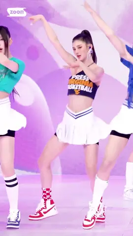 New Jeans Super Shy Danielle Fancam🫣 #kpop #newjeans #supershy #danielle #dani #fyp #kpopdance #dance #idol 