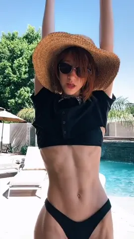 This one 🧅 #alicewhite #aliceoncam #fitgirl😍😍😍 #redhair #redhairgirl #redhead #ginger 