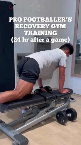 resting my legs but still getting in some work💪 #Soccer#footballer#football#futbol#training#gym#grind#motivation#Fitness#FitTok#サッカー#fyp#foryou#footballtiktok  