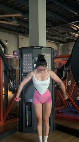 Bơm zu nào các chị e hịi #gym #Fitness #girl #gymmotivation #dongluctapluyen 