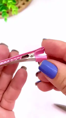 Dica boa é dica compartilhada🤩 Acabamento para bico de pato. #dica #artesanato  #laceirasdoticktok  #lojaonline  #laco  #laceirasdobrasil 