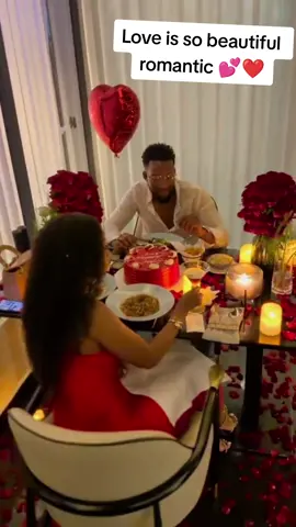 Dîner romantique 💕💕 l'amour quand tu nous tiens 🥹 ----------------------------------------------- #fypシ #viral #fypシ゚viral #proposalgoals #proposalvideos #proposalgonewrong #proposalideas #romanticproposal #romanticdiner #romantique #fiancaille #fiancailles💍 #bridetobe2023 #isaidyes💍 #shesaidyes💍 #demande #demandeenmariage#lovestory #demandefiancaille#surprisedproposal  #demandeenmariagesurprise #taycan #tayctok #taycconcert 