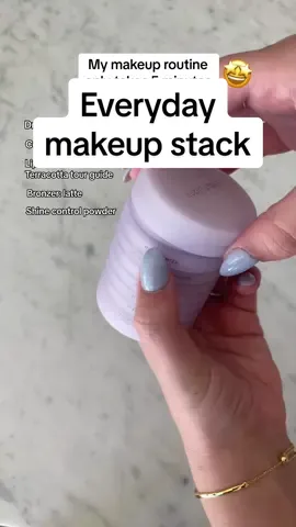 My five minute, everyday makeup routine with my subtl stack! #subtlstack #subtlstak #everydaymakeup #5minutemakeuplook 