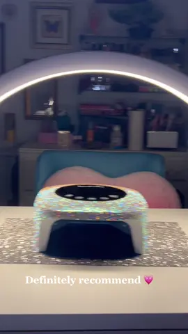 Perfect lighting upgrade ✨  #beginernailtech #nailtech #gelx #nailsartvideos #nailfindsonamazon 