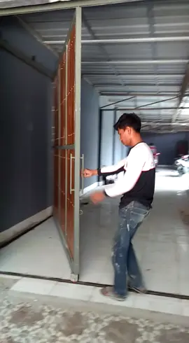 pintu sliding samping 