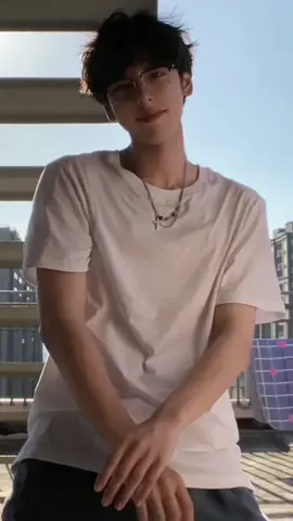 ##dance #dancer #trendinh #nhảy #nhảytrend #traitrung #handsome #handsomeman #xuhuong #xuhuong2023 #foryou #fyp 