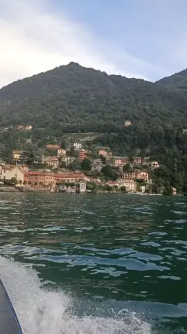 #italia #مغربية🇲🇦 #امازيغية_سوسية_وأفتخر #الشعب_الصيني_ماله_حل #ايطاليا🇮🇹  #ايطاليا_اسبانيا_فرنسا_المانيا_هولاندا #como #oops_alhamdulelah 