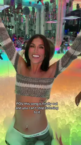 Why do these random filters always come on I look like the devil in the last clip hahaha