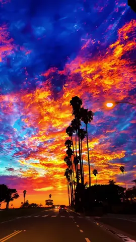 The sunset is so beautiful, share the people you like#sunset 