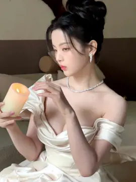 โรแมนติกแบบฝรั่งเศส คลั่งรักตั้งแต่แรกเจอ#yangchaoyue杨超越 #yangchaoyue #หยางเชาเยว่ #七时吉祥 #loveyouseventimes #หยางเชาเยว่杨超越 