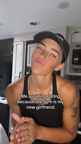 She does things to me 💪                                    #fyp #masc #wlw #lgbt #queer #ghostmode #gymgirl #lesbian #abcxyz #switch #sportygirl #tomboy #mascwomen #softmasc #lesbiansoftiktok #queertok #foryou #lesbiansbelike #relatable 