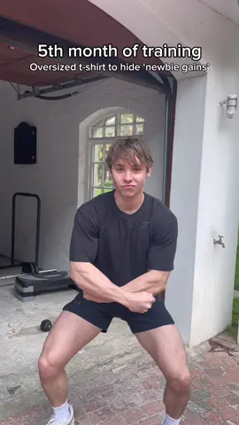 Speaking of personal training, i do 1 on 1 coaching online :) #workout #fyp 