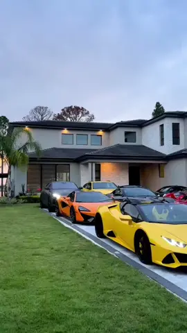 súper coches 💰🚗💨✨️ #futurosmillonarios2023 #millonariosreales #mentalidadmillonaria💰 #💰 #jovenesempresarios #dineroenlinea #paramillonarios #carsdeportivos #cochesdelujo #supercoches #coches #cochesdeportivos #viral tik tok #tiktokviral #toptrending #tiktok viral #tiktok #fyp #parati #toptiktokvideos 