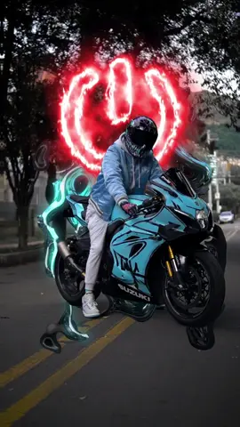 PRIMER DISEÑO DE ESTE TIPO EN LATAM 🔥🖌️🏍️ GRACIAS A @Julián valencia POR CONFIAR EN NUESTRO TRABAJO 🫡 A ESTA GSX-R SE SE LE REALIZÓ:  -WRAP COMPLETO AZUL SURFBLUE @teckwrap @ricardo_barragan03  -DETALLADO DE PIEZAS COLOR NEGRO @riderpaintt  -TÉCNICA INNOVADORA CARTOON @1cafeina_1  HAZ TU SUEÑO REALIDAD 🔥 #suzuki #gsxr #suzukigsxr1000rr #wrap #sbk #colombia #bogota #azul #blue #gixxer #wrapgraphics #fypage #sbkindia #india #ns200