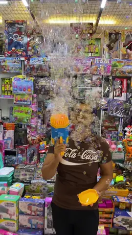 Ela chegou!!!!! A famosa pistolonaaa de bolinha de sabao na Capital dos brinquedos WhatsApp 11 95196-8795