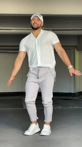 I have 20% man and 80% woman Community. Wow 😁 #dance #tanz #woman #trend #fyp #fürdich #foryou 