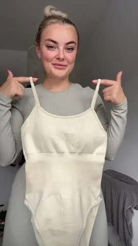 This has changed my summer game!! #Summer #nobra #mooslover #hot #toohot #comfort #bodysuit #mooslover_uk #moosloverbodysuit #braless #bralesstops #bralesstop #fashion #SummerFashion #fyp #tiktokmademebuyit #payday #obsessed #gamechanger #viral #viralbodysuit  