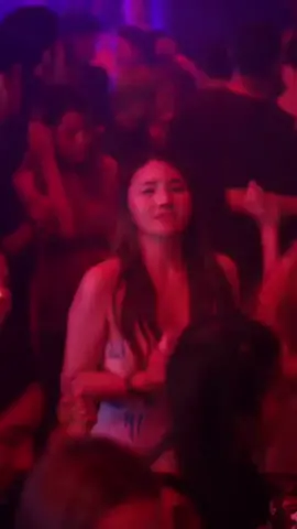 Cuma pemalu bukan pemula cuma pura² gaa tau selebihnya ketawain aja...   #cekinikegondadiya #storydjremix #djfullbass #Disco #StoryDJ #DJViralDiTikTok #DJPartyStarted #djasik #djs #girls #dj #diskotik #diskotikpalingmantap #diskotiksurabaya #diskotikvirtual #StoryLaguDJ #StoryMusikDJ #DjTikTokViral2023 #dugem #17agustus #2023 #house #dugem #dj #kybord #orgen #orgenlampung 