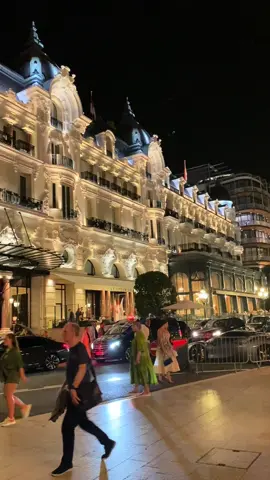 人生で1番豪華な食事🍽️美味しすぎて2人でワイン1本開けた🍷✨ #travel #旅行 #海外旅行 #monaco #MonteCarlo #hoteldeparis #lelouisxv #alainducasse #アランデュカス 