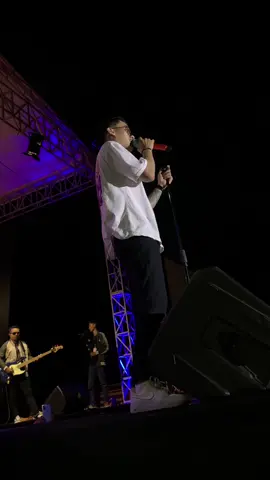 Lagu kesukaan e mas gilga lagu kesukaanku juga🫶🏻 #gilgasahid #gildcoustik #boyolaliabangnemen #dumes #boyolali 