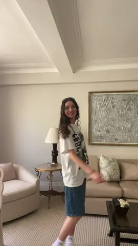 2 pac fit #fit #2pac #tee #jorts #baggy #outfitcheck #fitcheck 