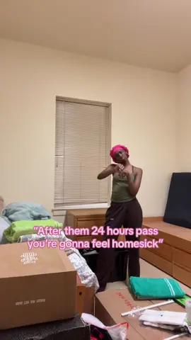 And my dormmate not even here yet, i’m doing well🥴#fyp #vsu #college 