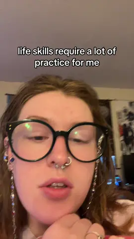 i swear some of the people in my comments have never interacted with a disabled person in their life #actuallyautistic #audhd #chronicillness 