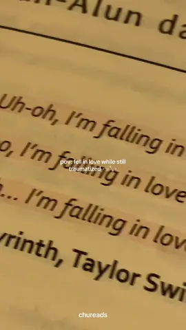 takut banget ngulang sakit🥲#labyrinth #taylorswift #lyricsvideo #books #novels #BookTok #bookish #quotes #malioboroatmidnight #fyp 