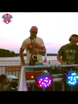 Infinity #TomorrowlandForever #festival #electronica #edm #electronicdancemusic #remix #electro #dimitrivegasandlikemike #davidguetta #electronicmusic #tiësto #infinity 