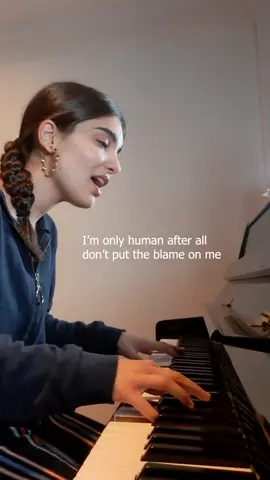 I love love love this song @Rag’n’Bone Man  #fypシ #cover #human #ragnboneman #singing #piano 