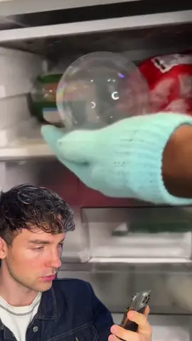 Frozen Soap bubbles? 😳 #tutorial #LifeHack 