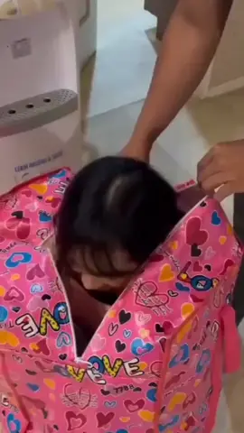 ni yang nanya mentahan Freya dimasukin plastik,oshi siapa dikaya gituin wkwkwk🤣 #fjkt48#jkt48#freyajkt48#freyajayawardana#freyajkt48😺#jktfreya#muthejkt48#mutiaraazahra#emotbatuharusviral🗿 