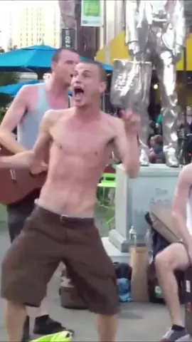 Brothers Moving - Minnie The Moocher #talent #bass #guitar #brothers #music #street 