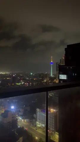 Cmb view from the rooftop🤍🫶🏼 #granbellhotelcolombo #fyp#nights#WeekendVibes#granbellhotel#views#trending##viral