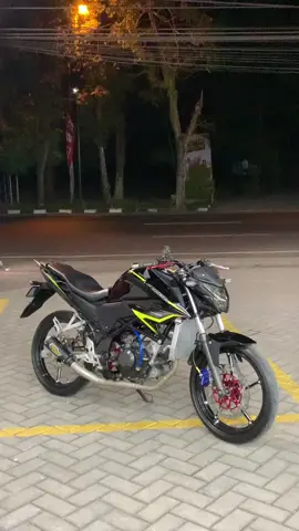 #komorodindonesia #komorodcb150r #solostyle 