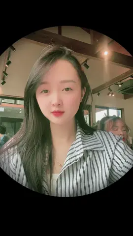 Bé buồn thiu bé nhớ người iu @𝘏𝘰à𝘯𝘨 𝘛ử 𝘈 𝘒𝘩𝘢𝘯𝘨 
