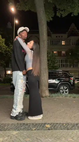 I didn't get a kiss😢#viral#foryou#asaliraniii#fyfyfyfyfyfyfyfyfyfyfyfyfyfyfyfyfyfy#kuss 