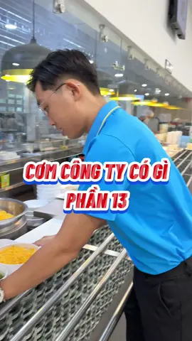 Cơm gà siêu to khổng lồ 🤤. Cơm công ty có gì, phần 13 #binhduong #vsip2a #accredoasia #tuyendung #anhdadenbinhduong #reviewanngon #comcongty 