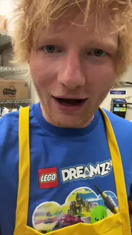 Went to the Mall of America to work in the Lego store / hand out LEGO sets and sing Lego house. LEGO!!!!