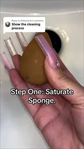 Replying to @Eldiamante unrelated, still havent seen the barbie movie 😵‍💫 #guessthecolor #transformationvideo #brushcleaner #foryou #fyp #beautysponge #makeuphacksforbeginners #LifeHack #brushcleaninghack 