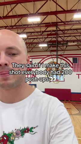 GET THEM PUSHUPS 🔥 #basketball #basketballtraining #basketballworkout  @CJ Martinez @Fadeaway Fitness 