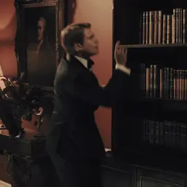 LONDON BOYYYY #henryfoxmountchristenwindsor #redwhiteandblue #redwhiteandroyalblueedit #redwhiteandroyalbluebook #BookTok #bookedit #henryfoxmountchristenwindsoredit #henryfoxedit #redwhiteandroyalbluemovie #foryoupage #viral #actives? #blowthisup #foryou #fyp 