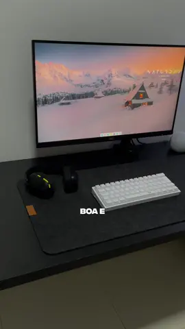 Mesa boa e barata custando apenas 220 reais. #setup #setupgaming #pcgamer #mesagamer #mesaindustrial 