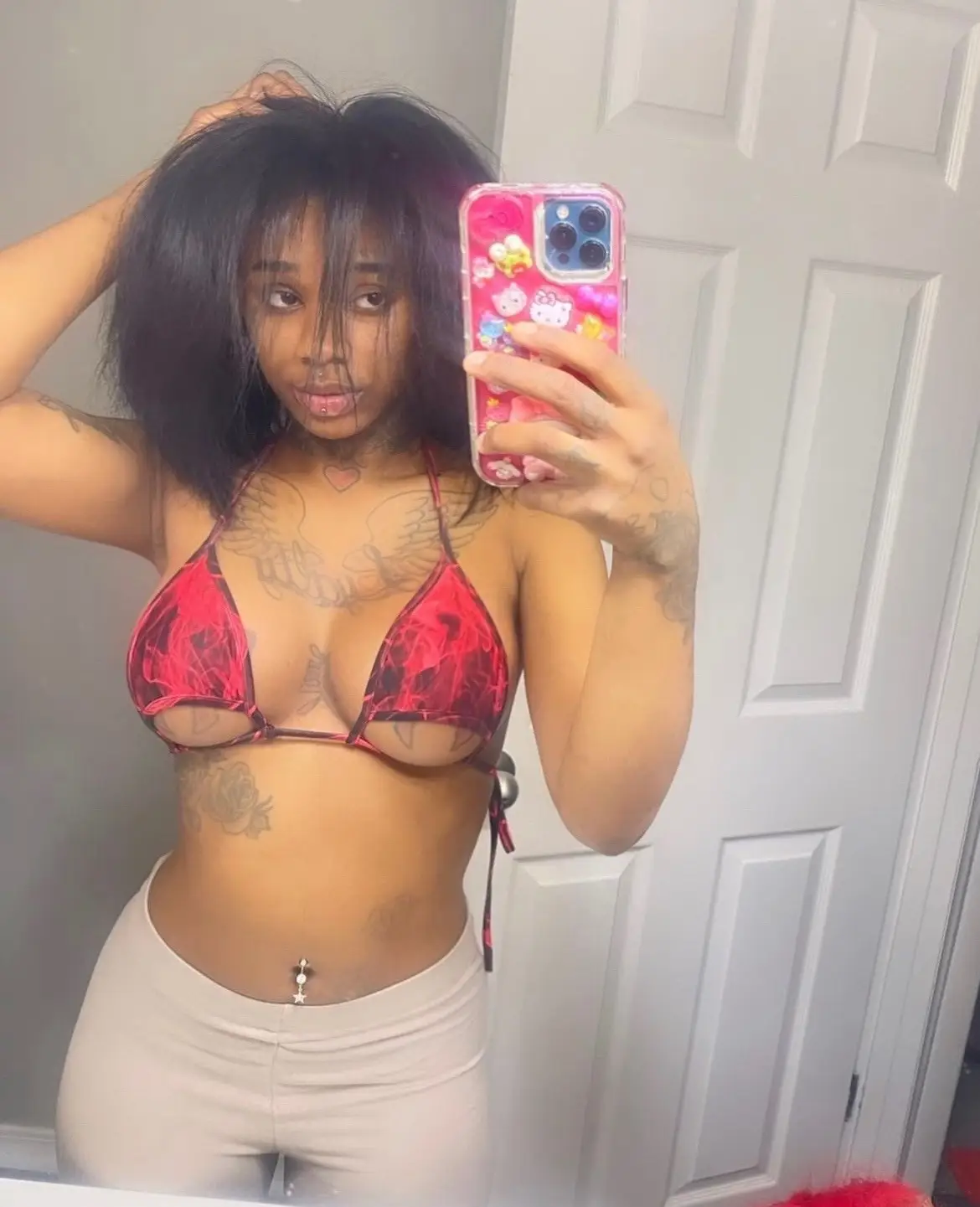 Natural hair thread 💋 1 year since my big chop  #fyp #sexyyred #hellcat #srt #hoodrats #skeeyee #sexyyred4president #fakebody 
