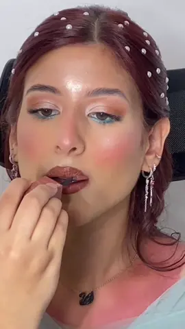 Toutorial with Little Mermaid🧜‍♀️💙.@yourfavlillyxox  #ليلي_سامي  #lilly #mermaid #makeup #makeupartist #trend #explore 