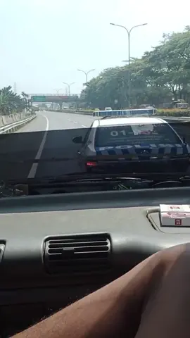 awas awas mas🤣 #maapsalahdikit #drivermuda #stitch #towinglampung #towingindonesia #drivermudapunyacerita #tol #pakpolisi 